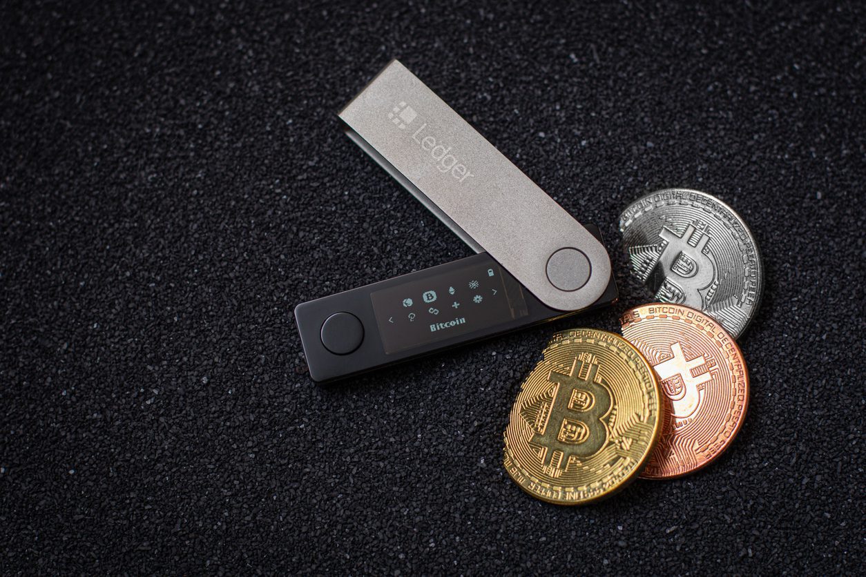 Ledger Doubles Down On Open Source Amid Recover Scandal-Bitrabo