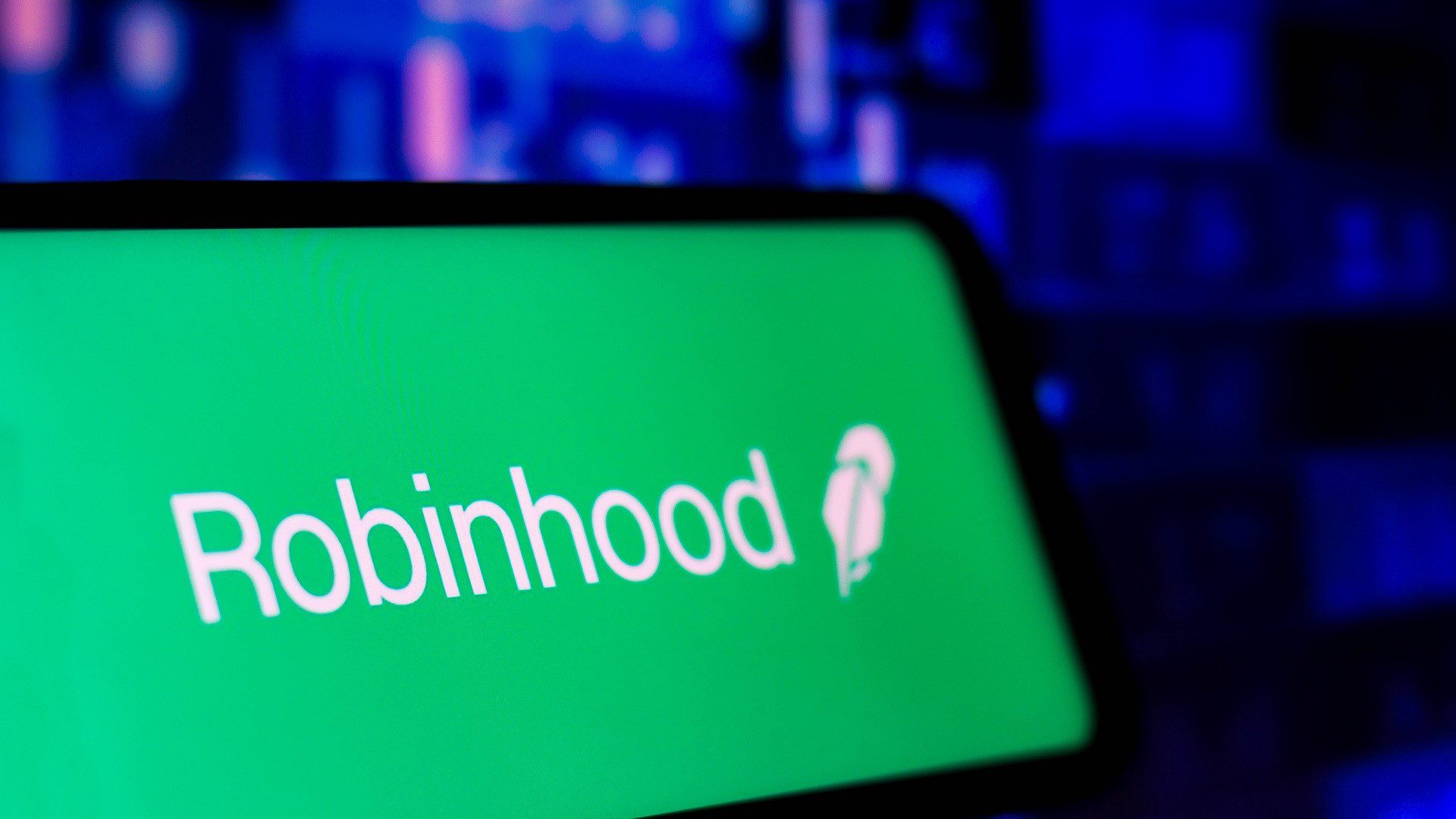 Robinhood Crypto Trading Volumes Drop 68 Amid Regulatory Pressures-Bitrabo